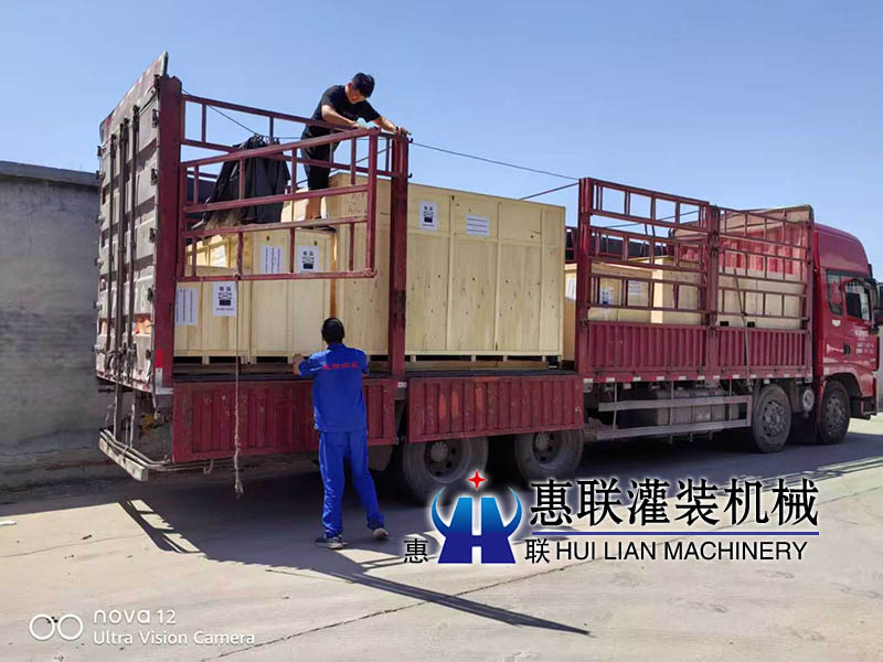 全自動回收瓶刷瓶機出口泰國曼谷
